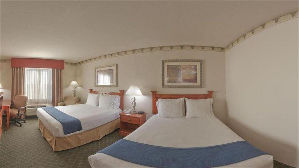 Holiday Inn Express & Suites - Pharr By Ihg Luaran gambar