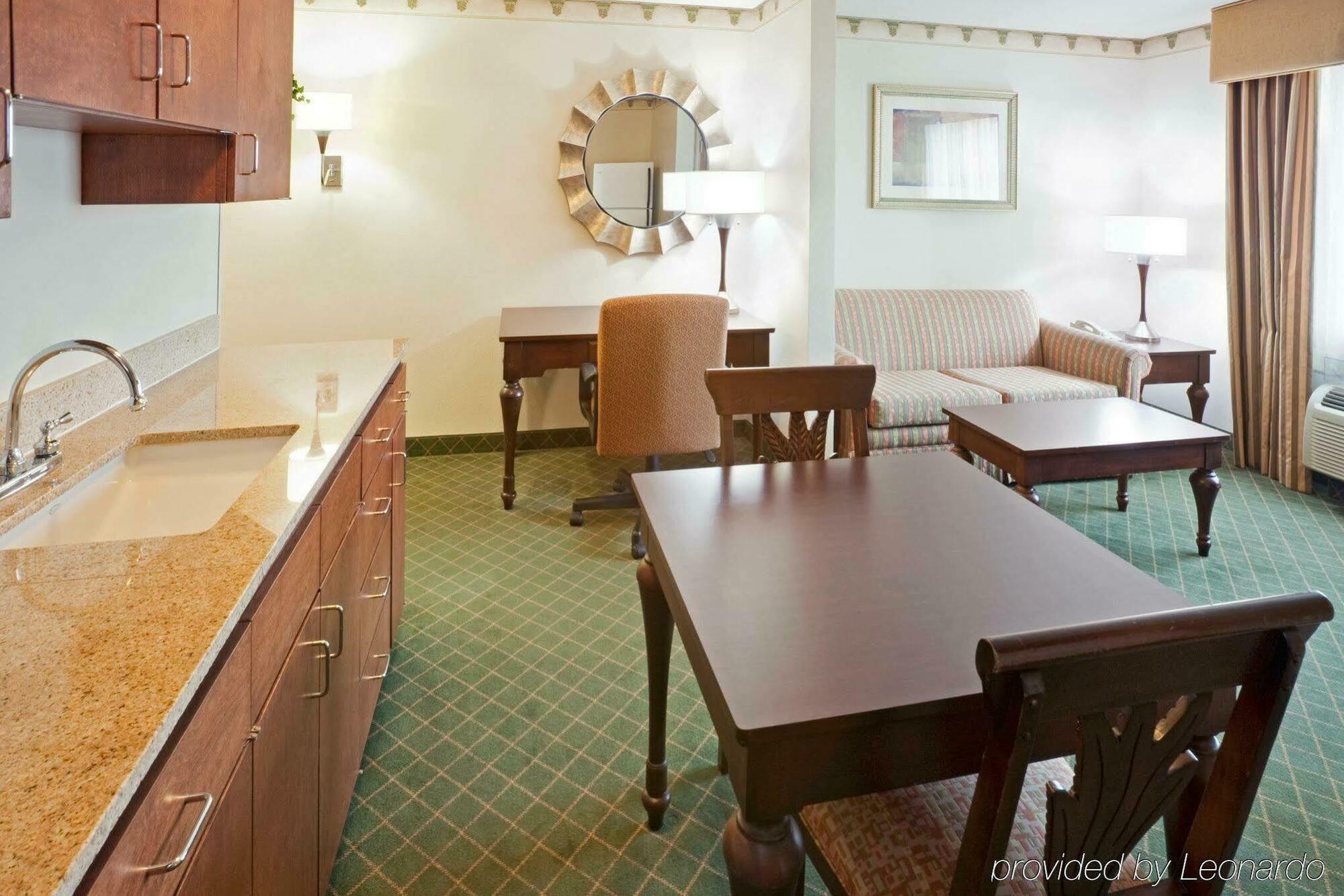 Holiday Inn Express & Suites - Pharr By Ihg Luaran gambar