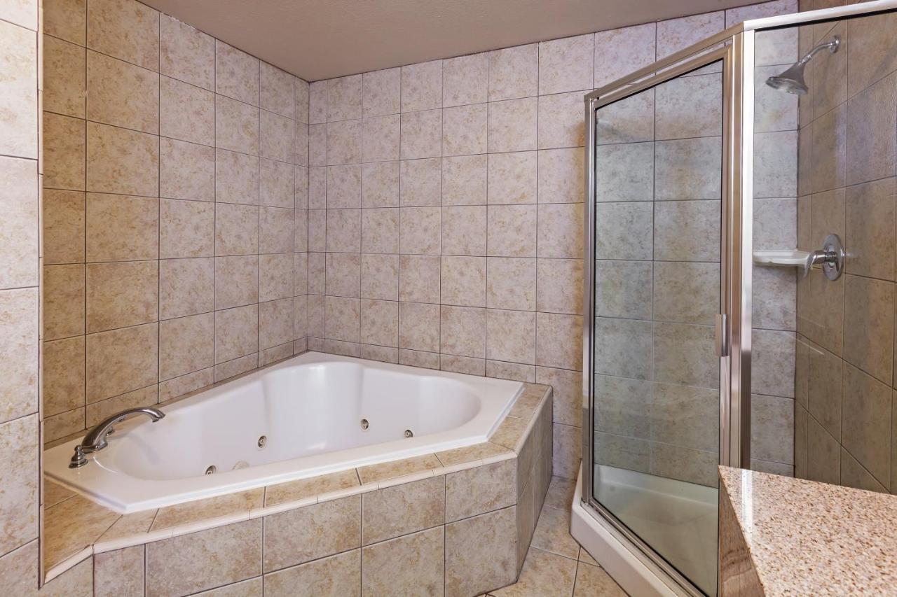 Holiday Inn Express & Suites - Pharr By Ihg Luaran gambar